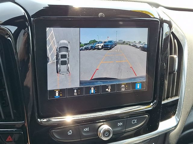 Used 2023 Chevrolet Traverse Premier w/ Redline Edition AWD/4WD image 18