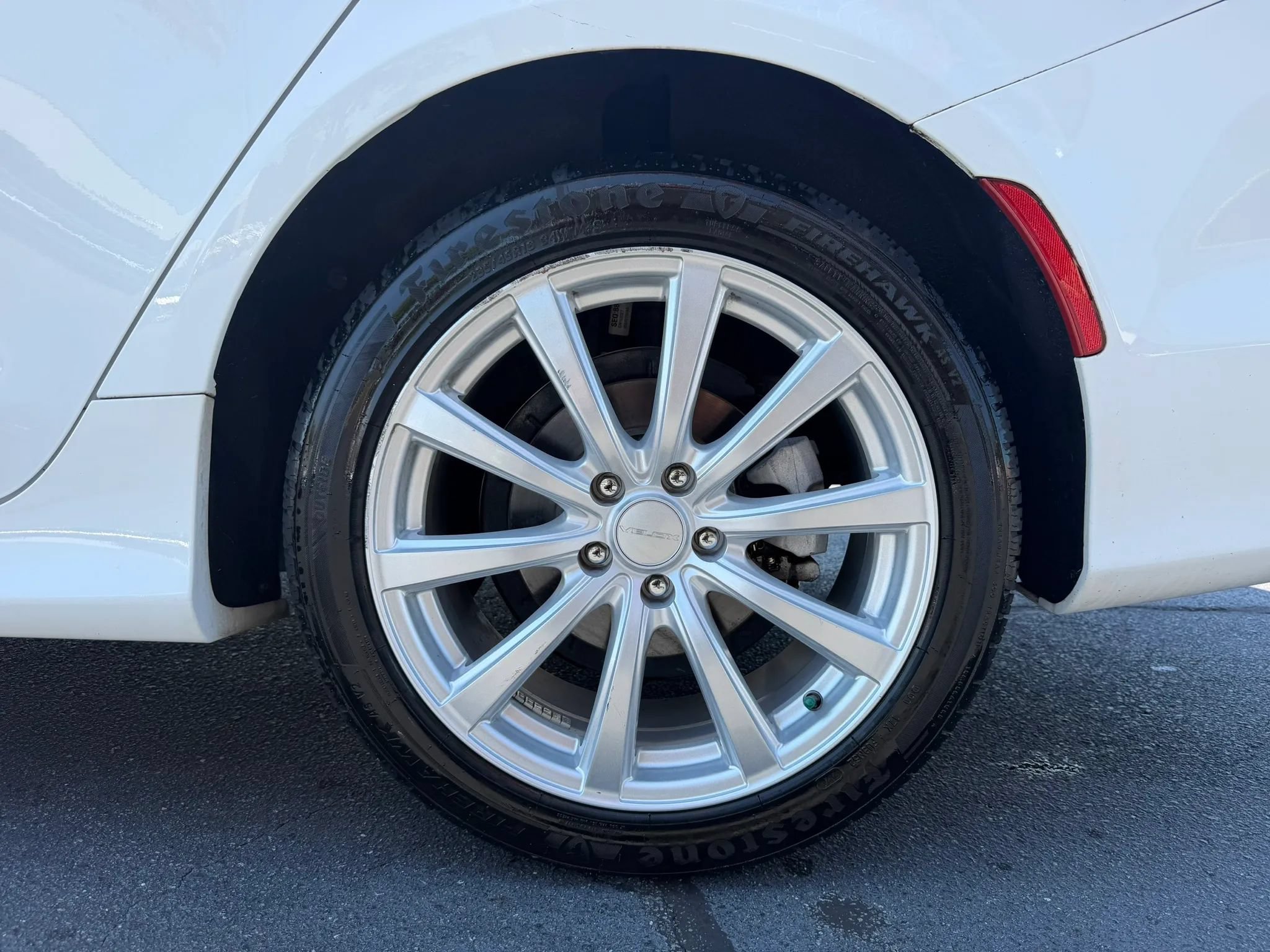 Used 2016 Chrysler 200 S FWD image 27