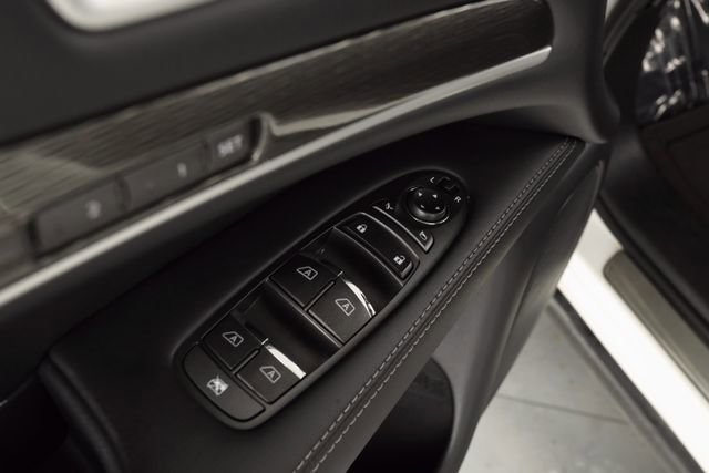 Used 2020 INFINITI QX60 Luxe w/ Edition 30 Essential Package image 38