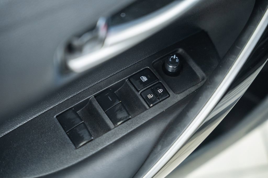 Used 2021 Toyota Corolla XSE FWD image 36