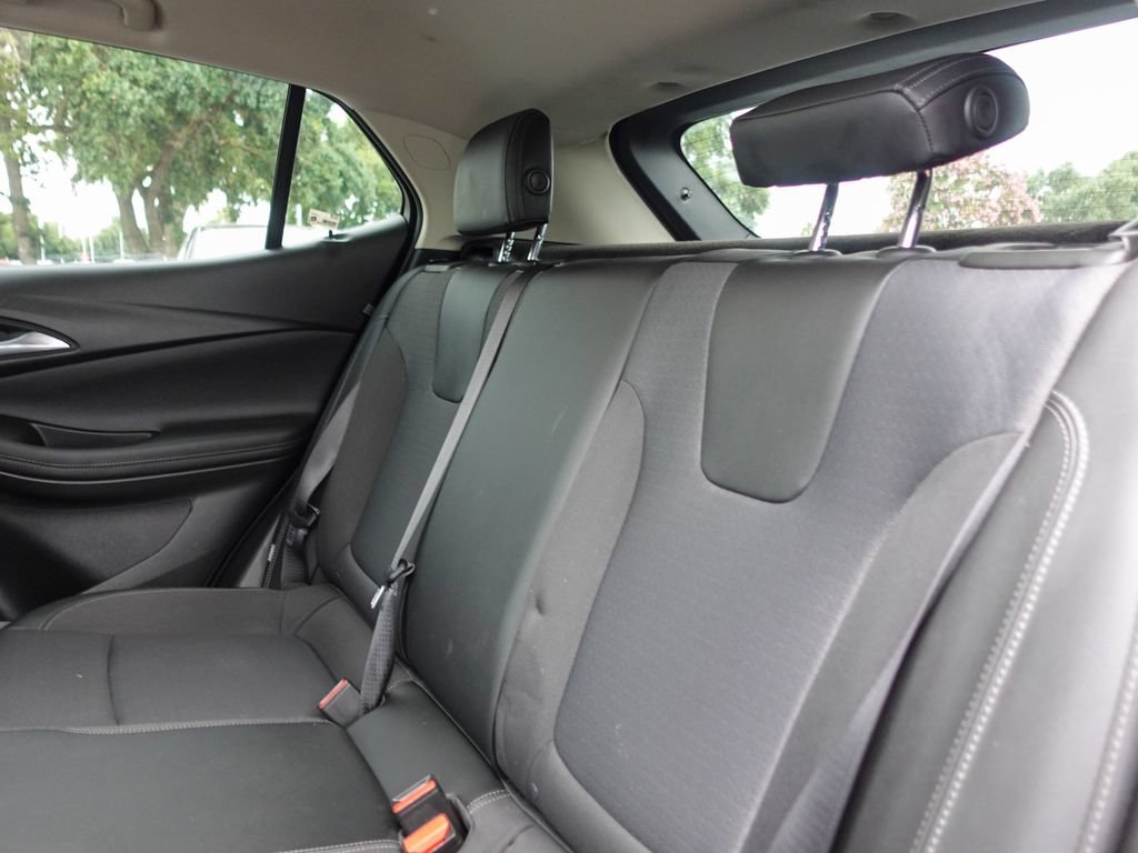 Used 2021 Buick Encore GX Preferred FWD image 24