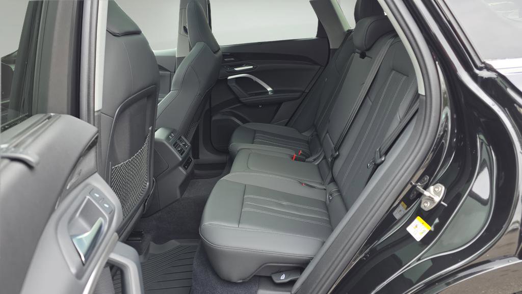 Used 2025 Audi Q5 Prestige image 15