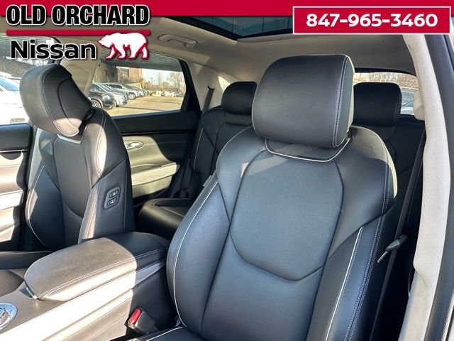 Used 2024 Genesis GV70 2.5T w/ Advanced Package AWD/4WD image 11