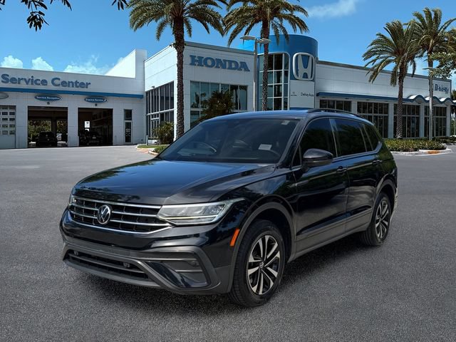 Used 2022 Volkswagen Tiguan S w/ IQ.Drive Package FWD image 4