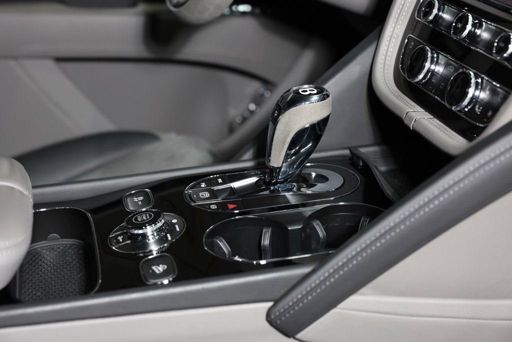 Used 2022 Bentley Bentayga S V8 image 40