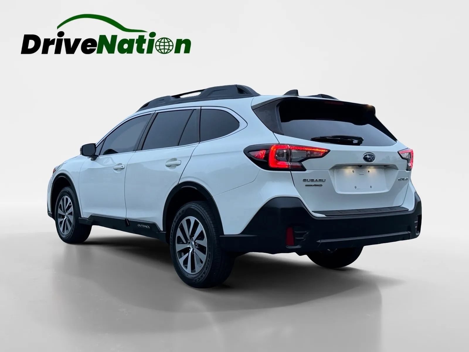 Used 2021 Subaru Outback Premium AWD/4WD image 3