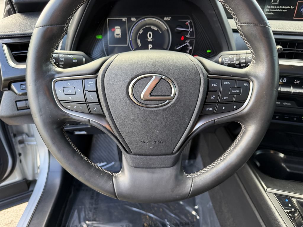 Used 2019 Lexus UX 250h w/ Premium Package AWD/4WD image 25