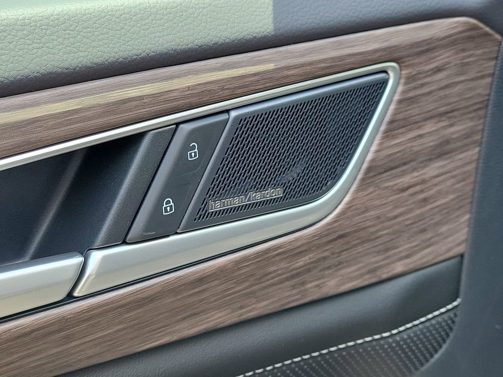 New 2026 Volkswagen Atlas SEL Premium R-Line AWD/4WD image 15