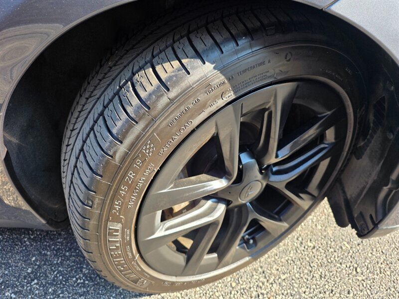 Used 2013 Tesla Model S RWD image 27