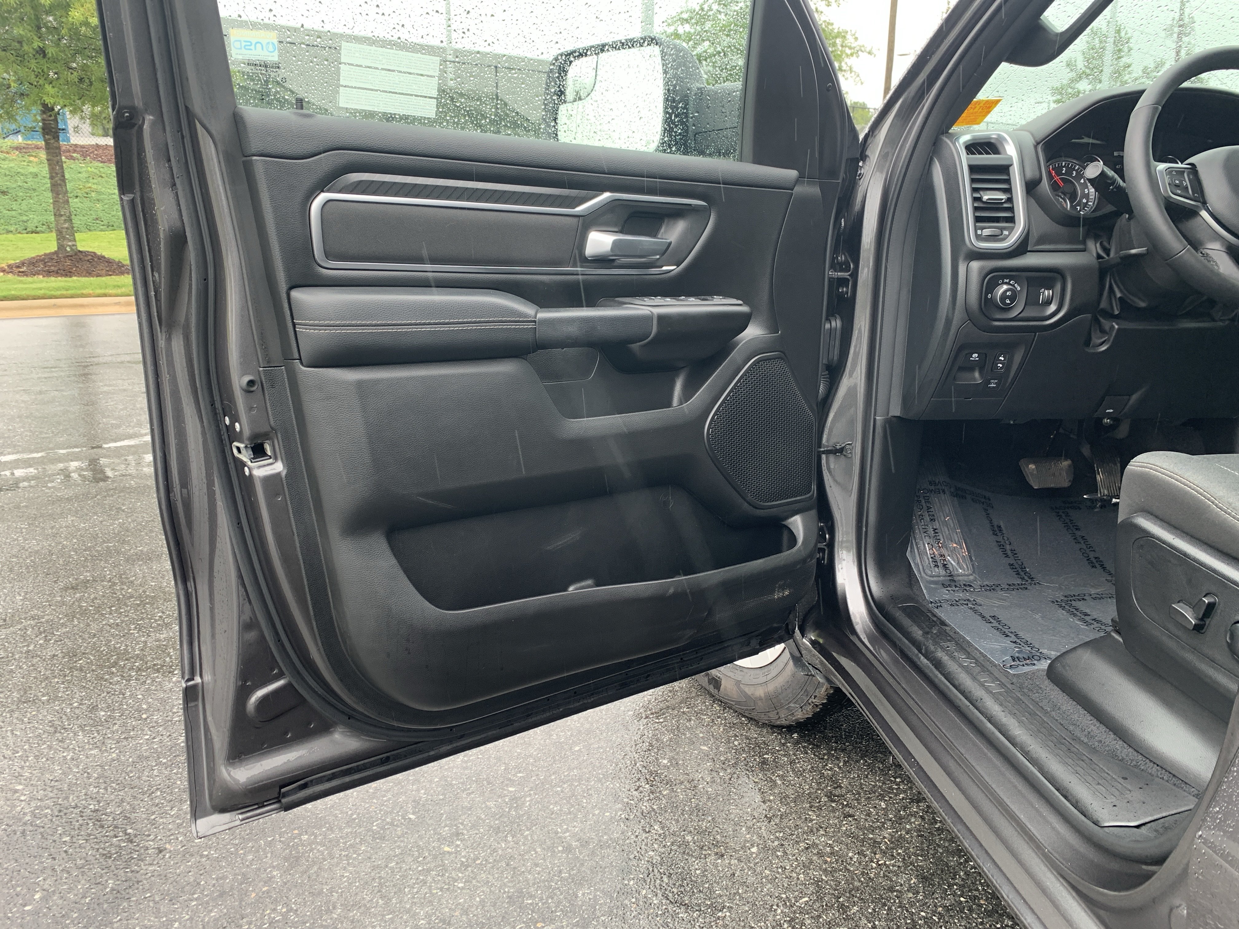 Certified 2025 RAM 1500 Big Horn RWD image 24