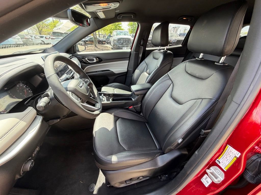 Certified 2025 Jeep Compass Limited AWD/4WD image 21