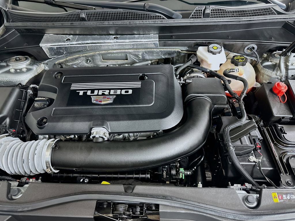 Used 2024 Cadillac XT4 Premium Luxury image 29