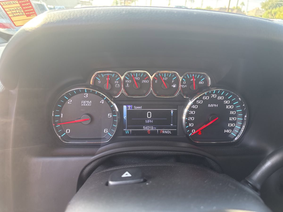 Used 2017 Chevrolet Tahoe LT w/ Luxury Package image 12