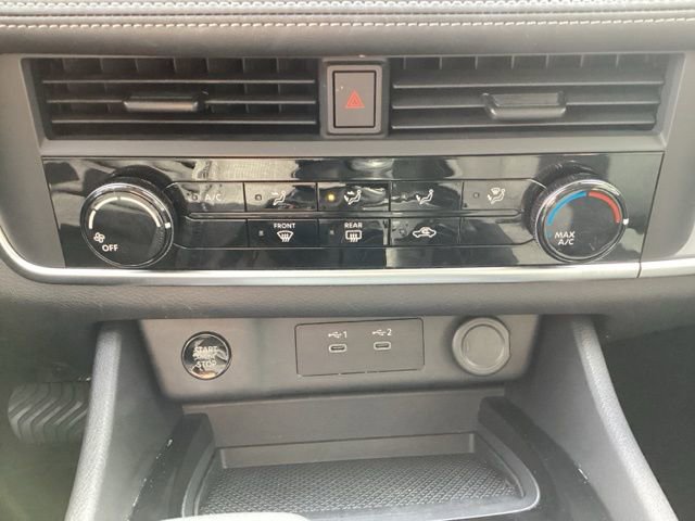 Used 2024 Nissan Rogue S image 20