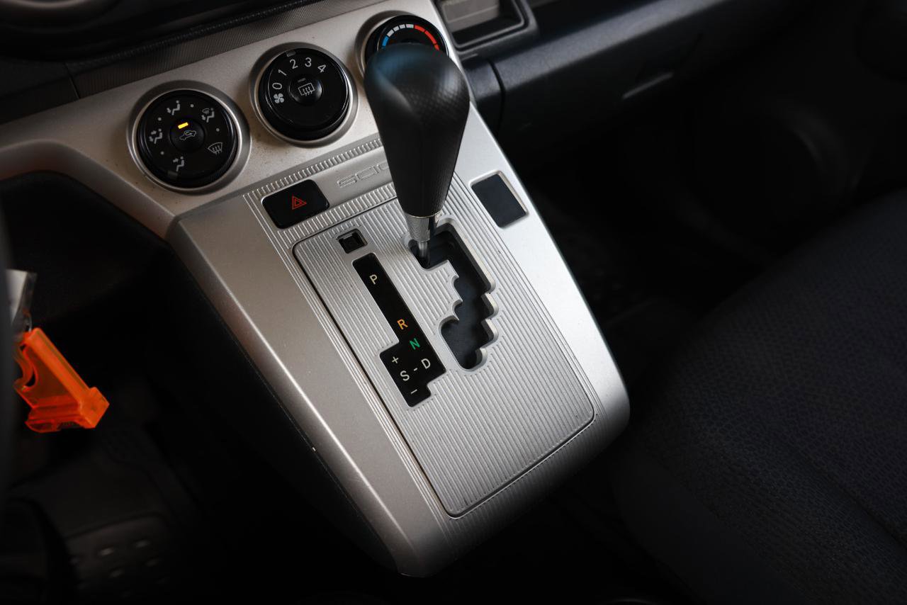 Used 2008 Scion xB image 33