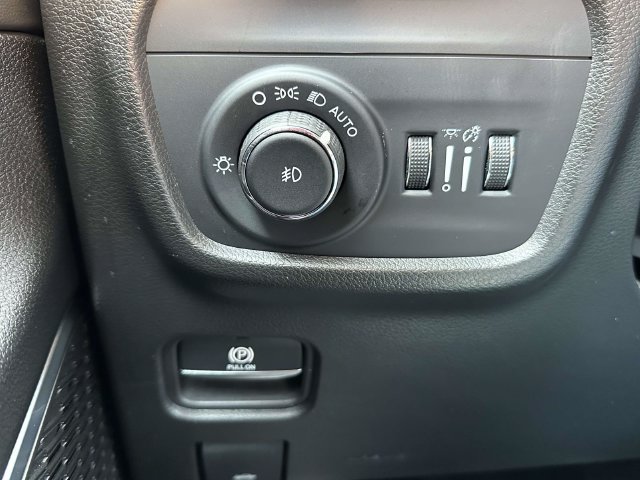 Certified 2023 Jeep Grand Cherokee L Overland AWD/4WD image 26