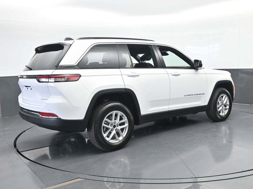 New 2026 Jeep Grand Cherokee Laredo X AWD/4WD image 6