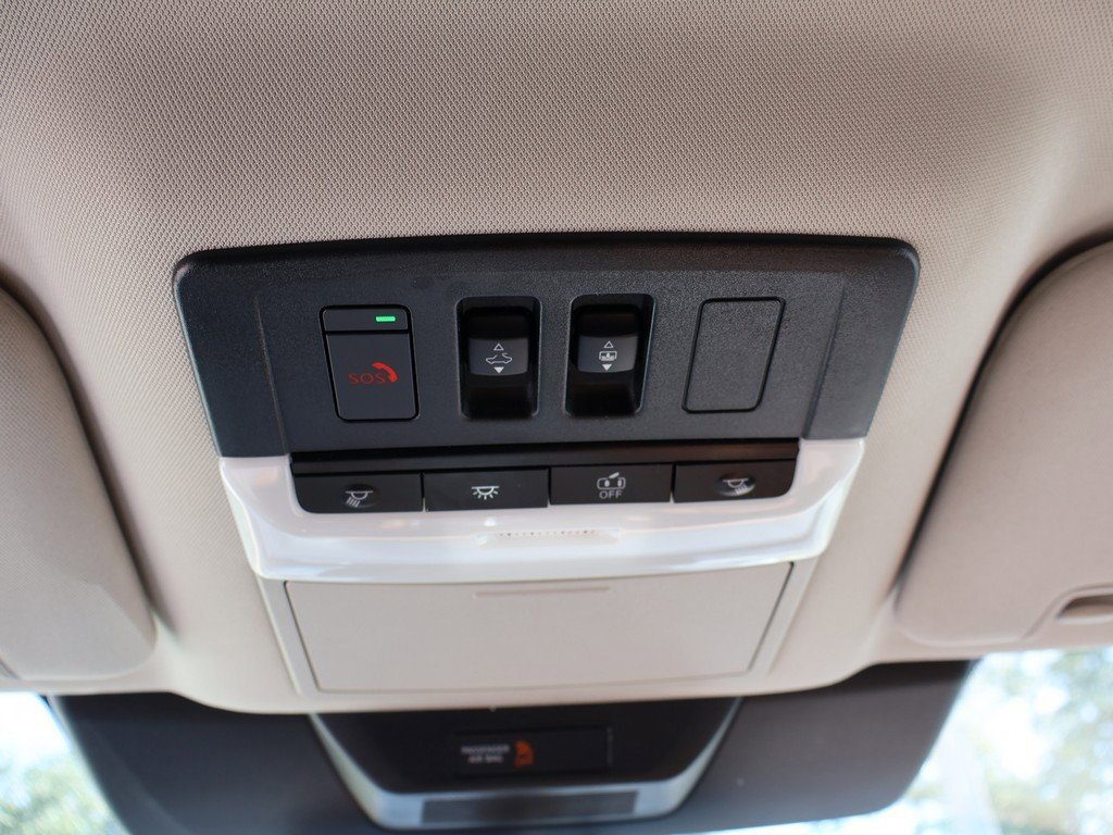 Used 2024 Nissan Pathfinder Platinum w/ Cargo Package image 62