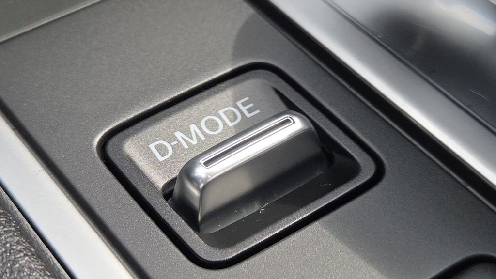 Certified 2025 INFINITI QX60 Pure AWD/4WD image 11