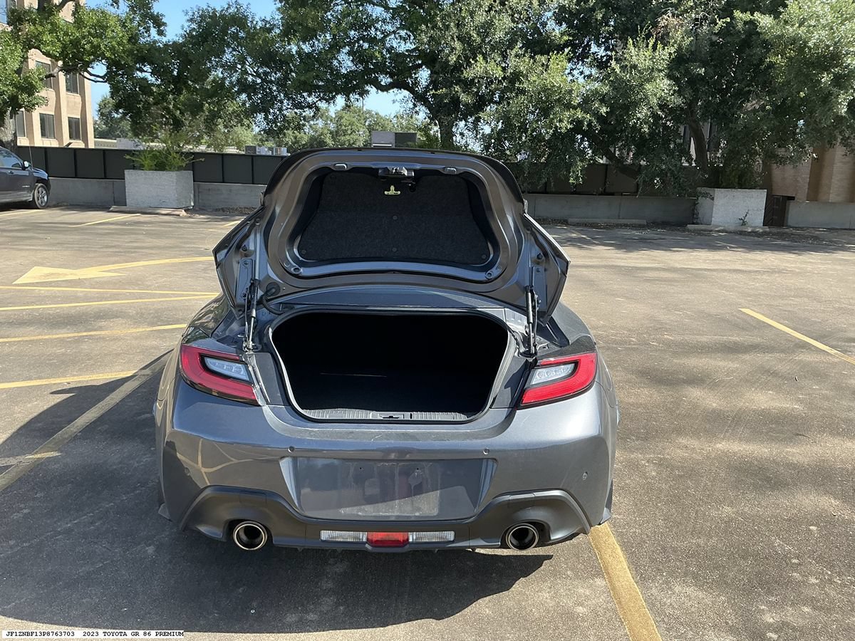 Used 2023 Toyota GR86 Premium RWD image 9