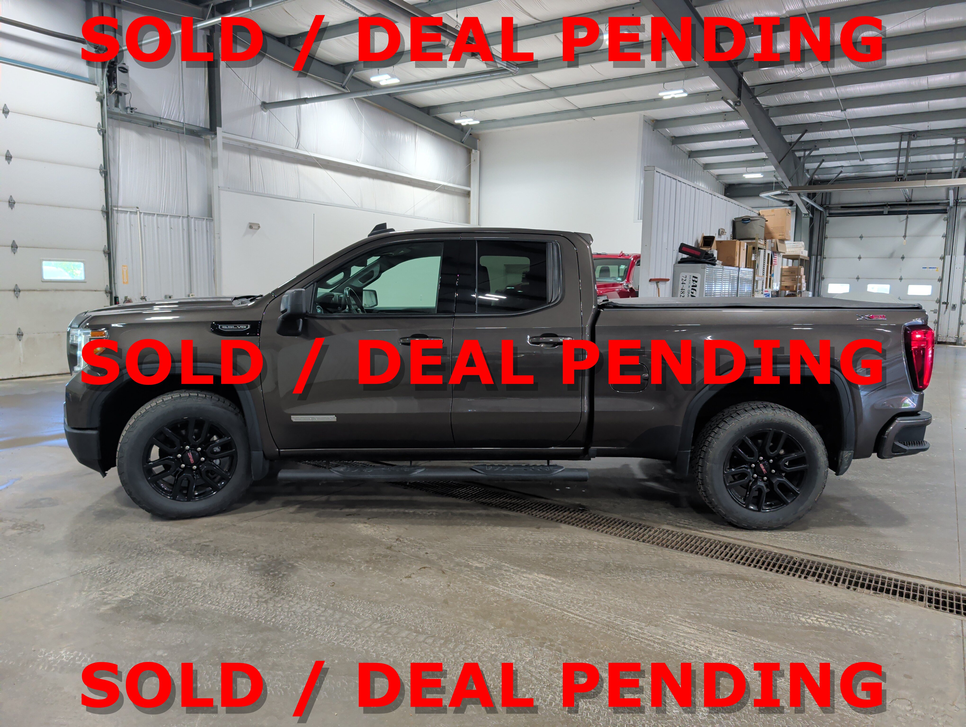 Used 2019 GMC Sierra 1500 Elevation w/ Elevation Value Package AWD/4WD image 5