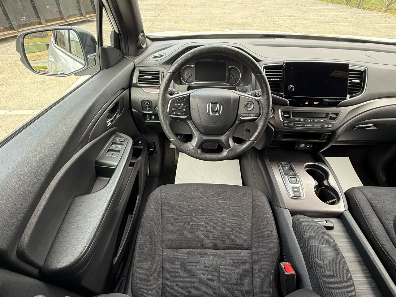 Used 2022 Honda Pilot Sport image 17