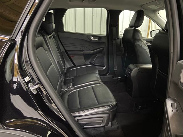 Used 2024 Ford Escape Platinum AWD/4WD image 17
