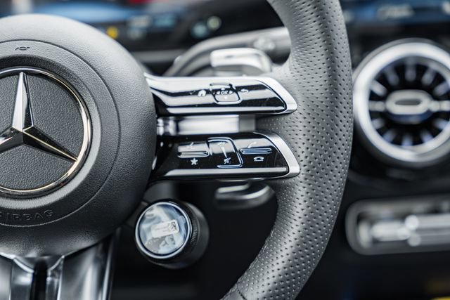 New 2026 Mercedes-Benz GLB 35 AMG 4MATIC image 30