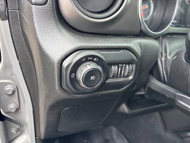 Used 2022 Jeep Wrangler Sport AWD/4WD image 14