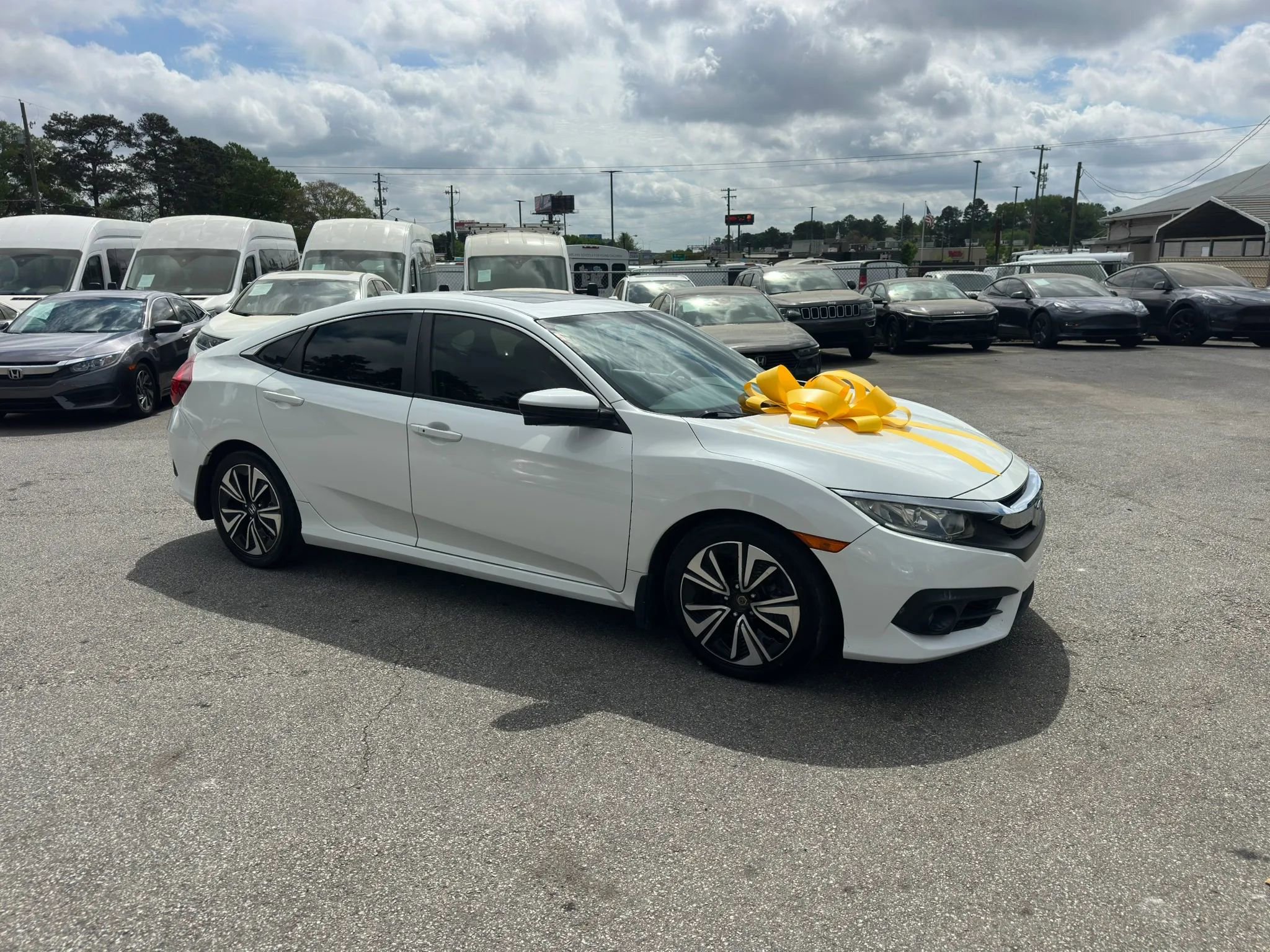 Used 2018 Honda Civic EX-T image 10