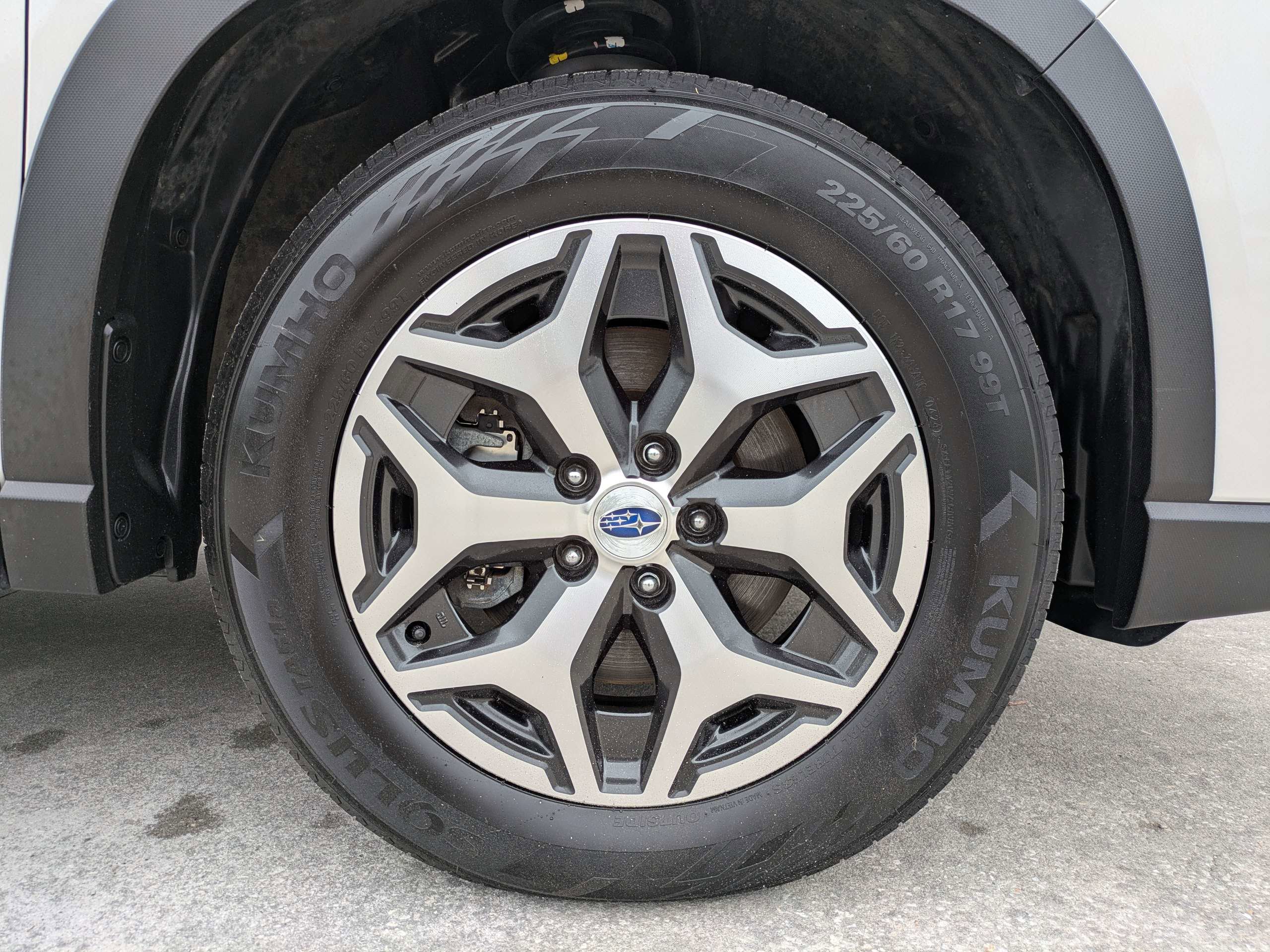 Used 2020 Subaru Forester Premium image 11