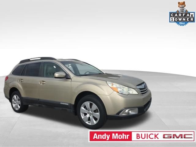 Used 2010 Subaru Outback 2.5i Premium AWD/4WD image 1