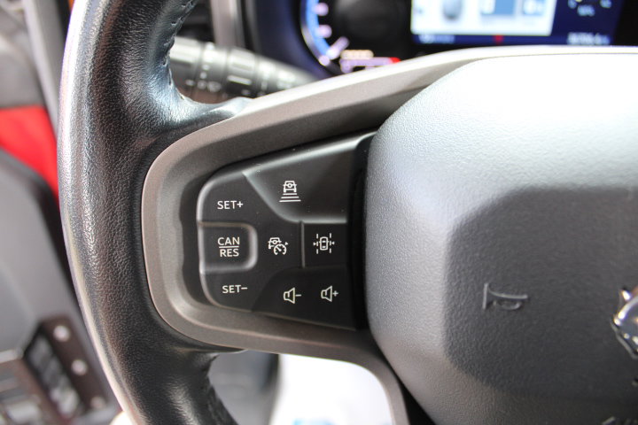 Used 2021 Ford Bronco Badlands image 16