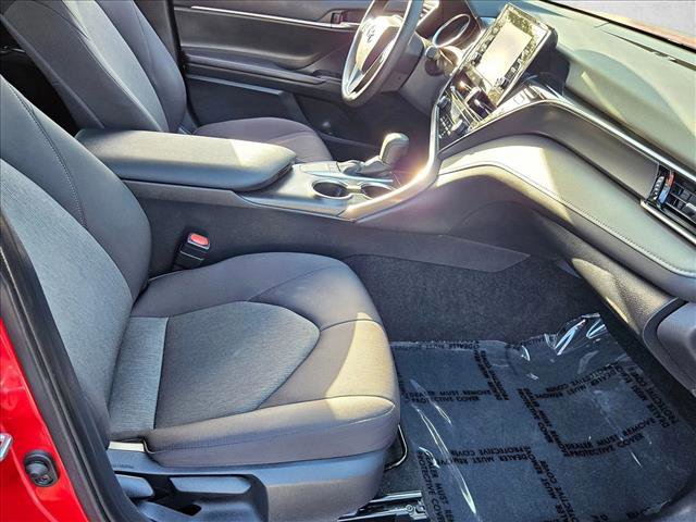 Used 2024 Toyota Camry LE w/ Convenience Package FWD image 19
