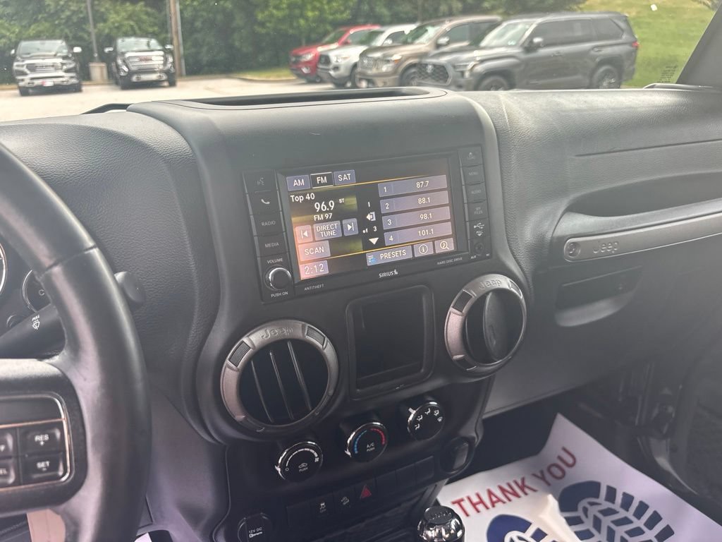 Used 2016 Jeep Wrangler Sport AWD/4WD image 30