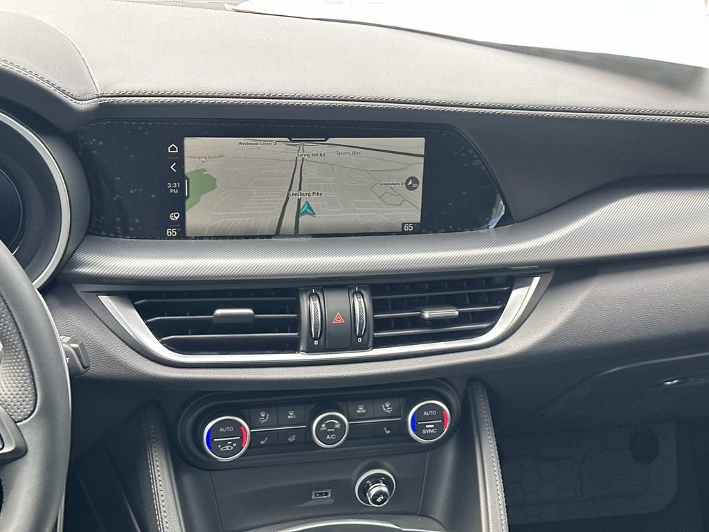 New 2026 Alfa Romeo Stelvio Sprint AWD/4WD image 20