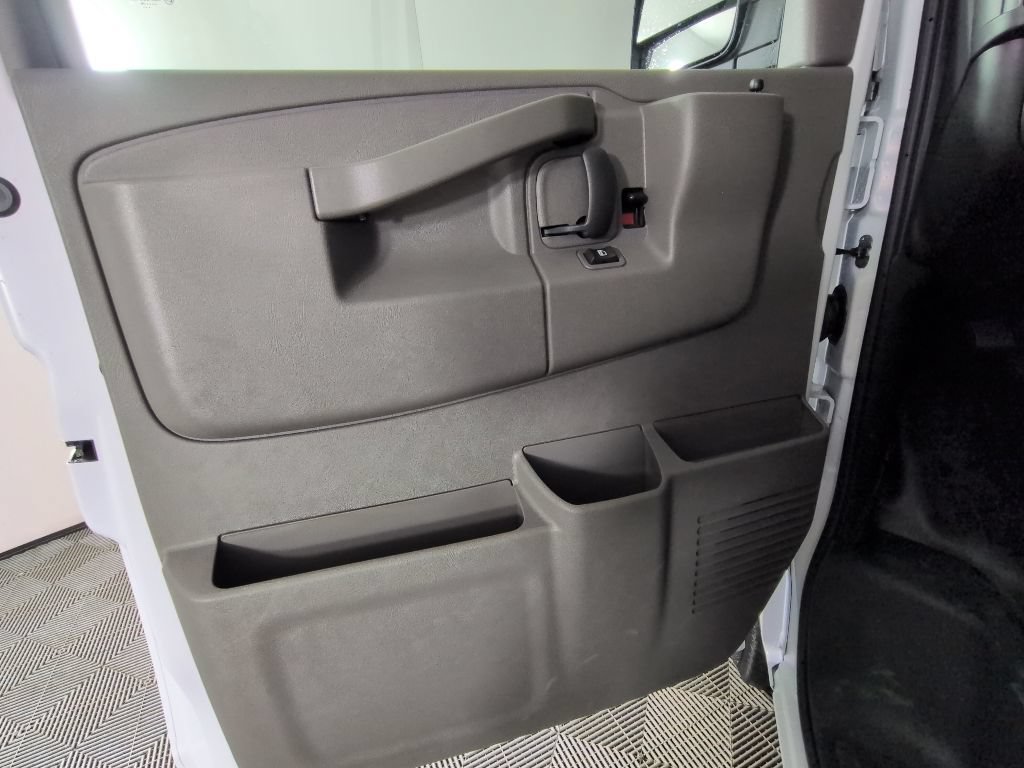 New 2026 Chevrolet Express 2500 w/ Driver Convenience Package RWD image 16