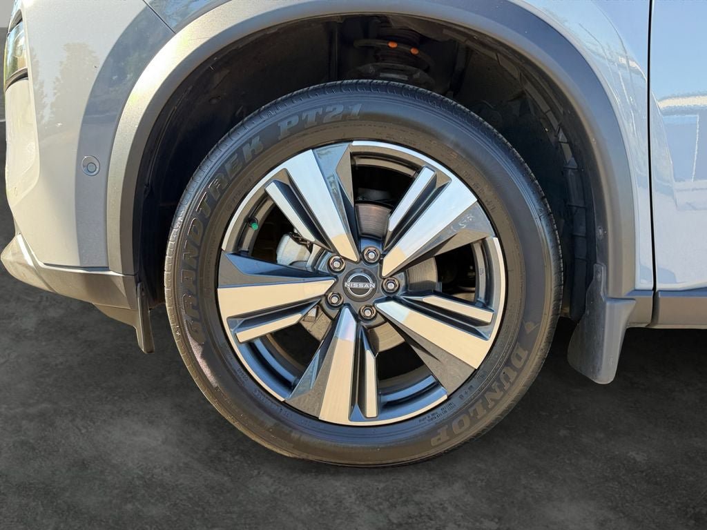 Used 2023 Nissan Rogue SL w/ SL Premium Package AWD/4WD image 4