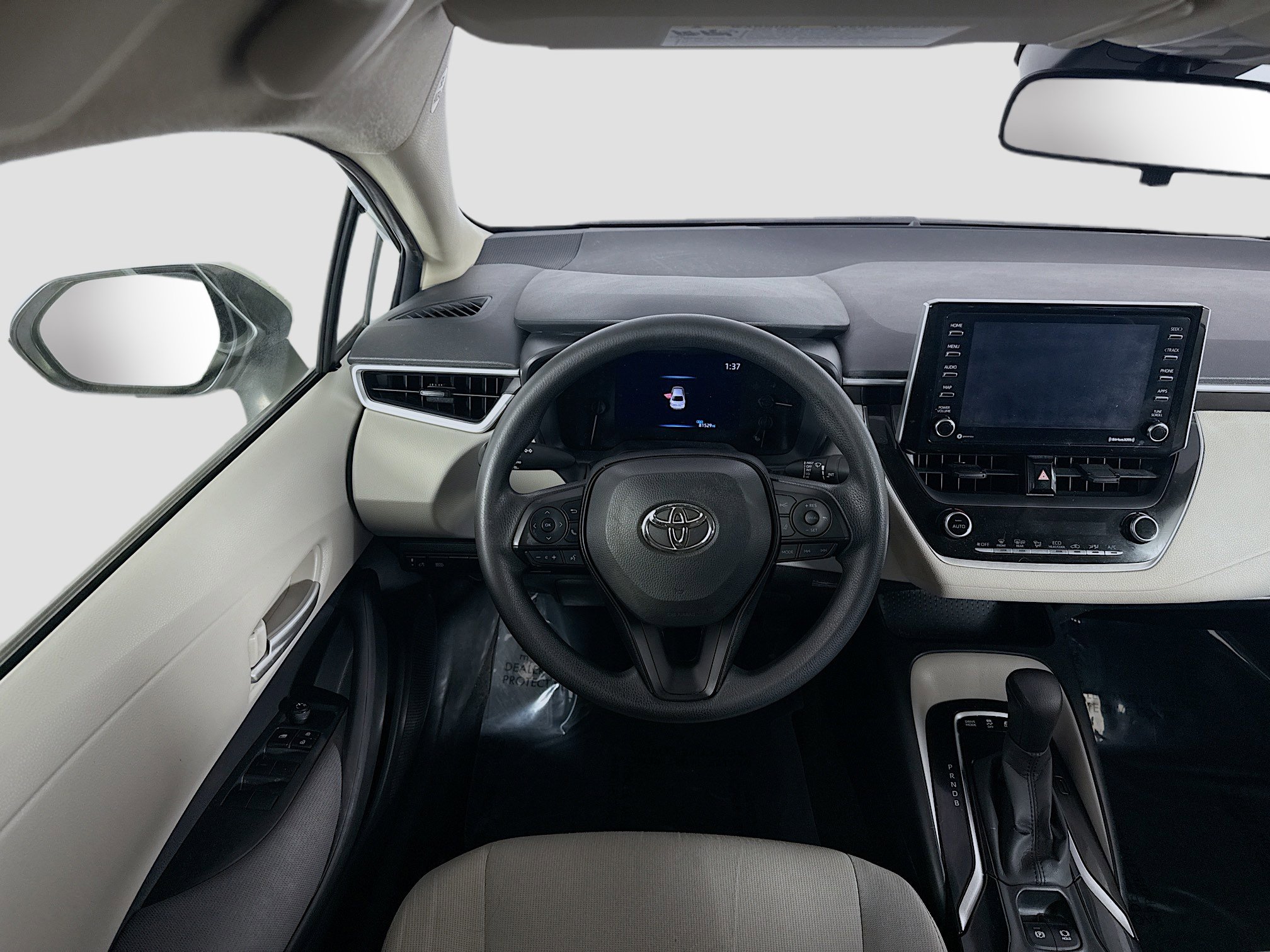 Used 2021 Toyota Corolla LE image 17