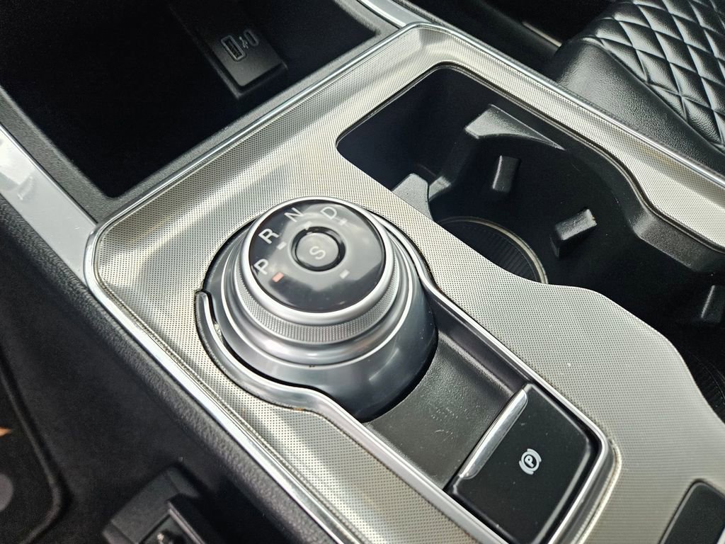 Used 2024 Ford Edge Titanium image 26