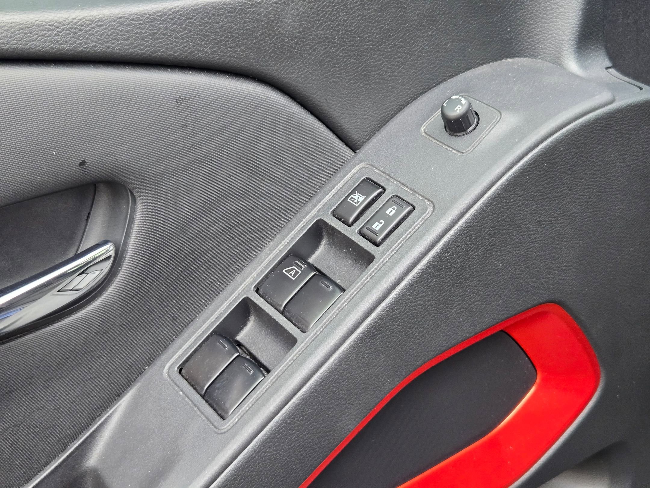 Used 2023 Nissan Frontier Pro-X w/ Pro Convenience Package RWD image 10