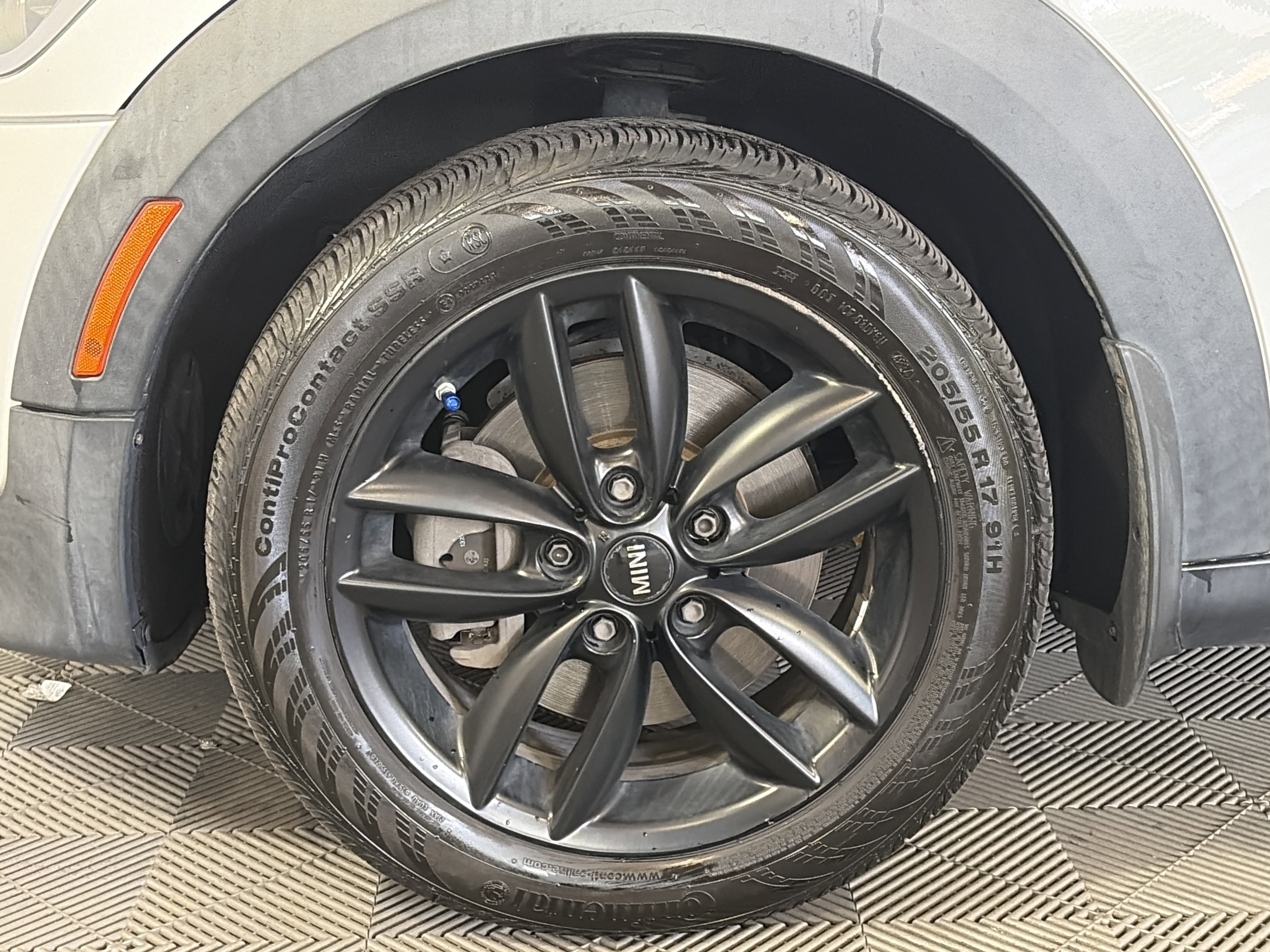 Used 2014 MINI Cooper Paceman S image 13