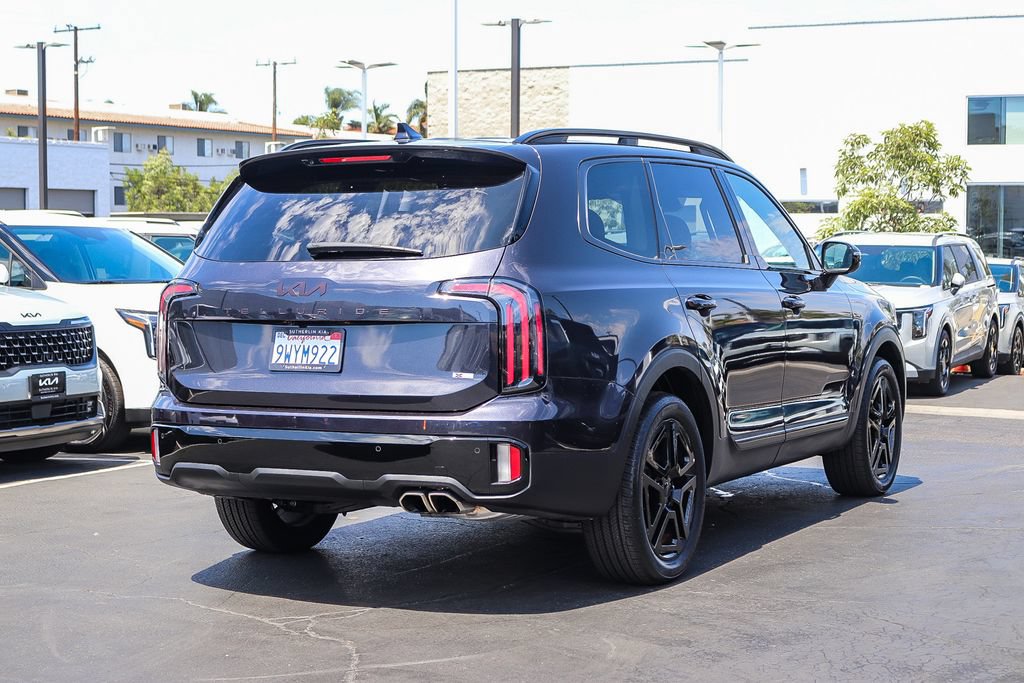 Certified 2025 Kia Telluride SX Prestige X-Line AWD/4WD image 3