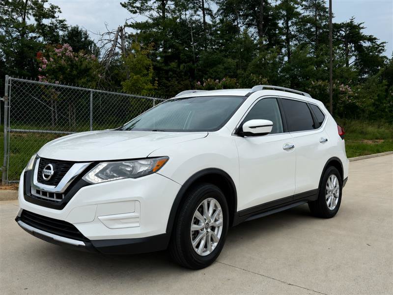 Used 2017 Nissan Rogue SV