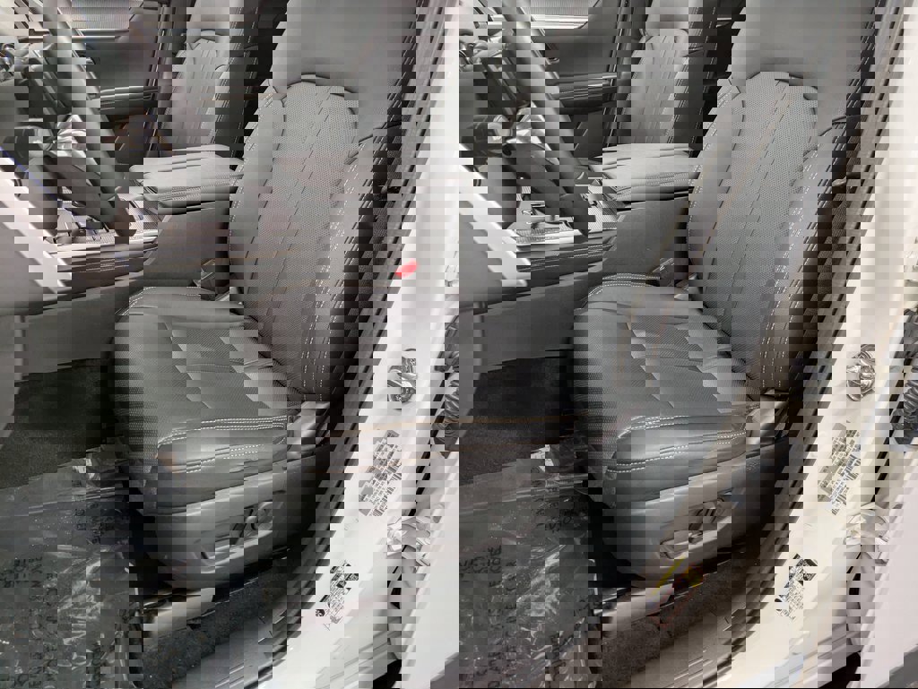 Certified 2024 MAZDA CX-90 Plug-In Hybrid w/ Preferred image 9