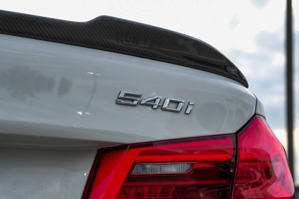 Used 2018 BMW 540i xDrive w/ M Sport Package image 61