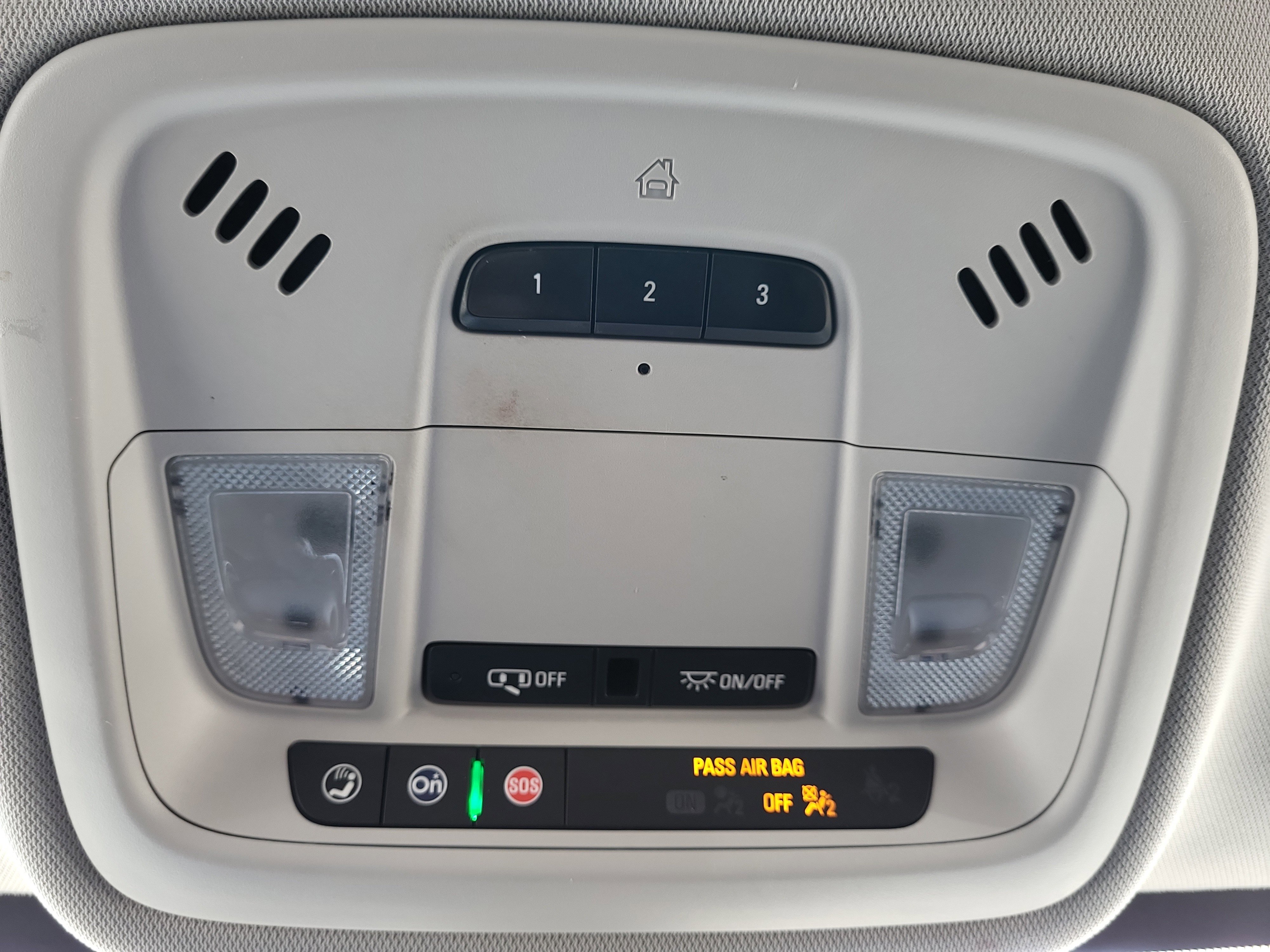 Certified 2021 Chevrolet Traverse LT image 30