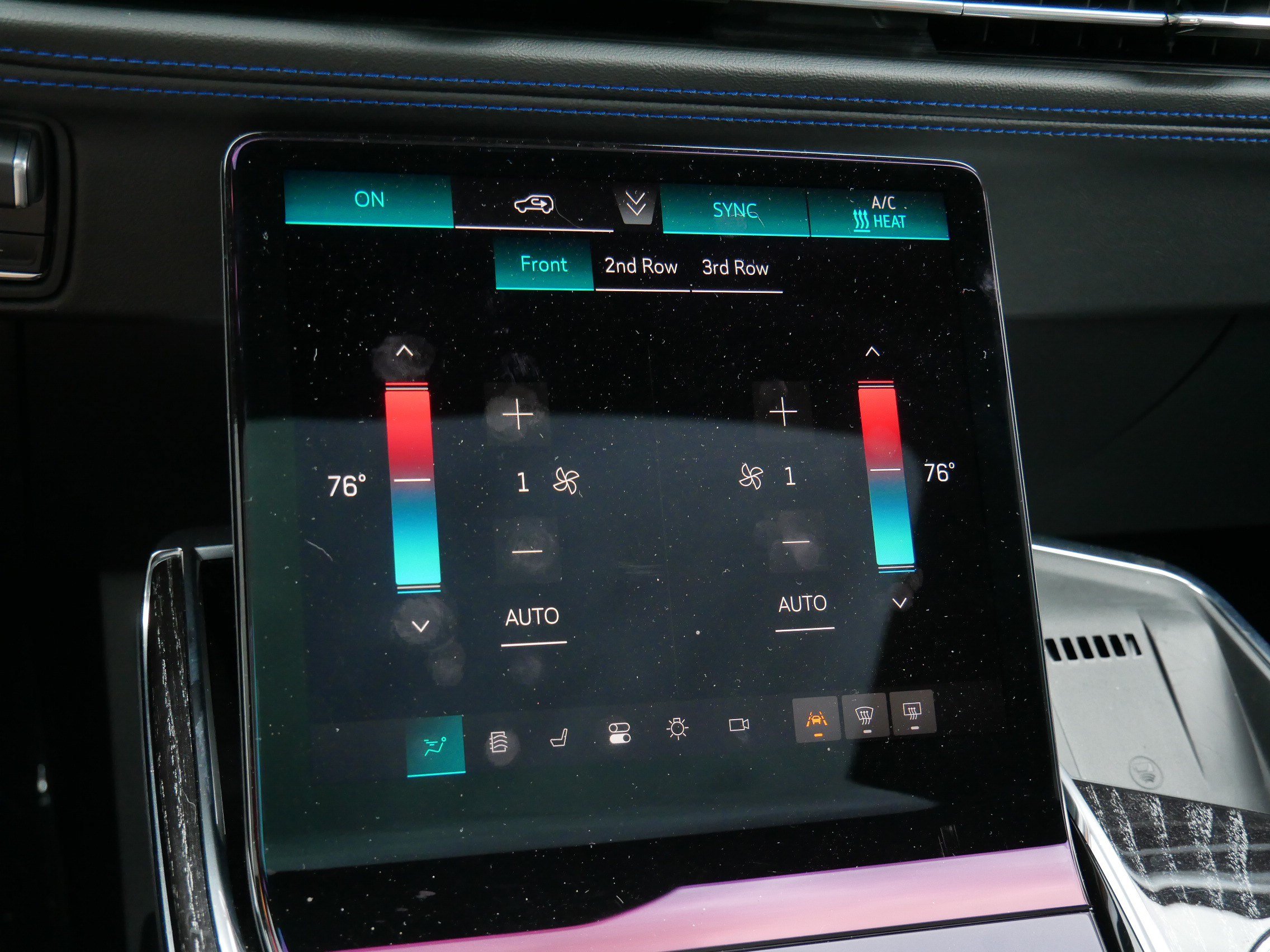 Certified 2025 Cadillac Escalade IQ Sport 1 w/ Smart Trailering package AWD/4WD image 21
