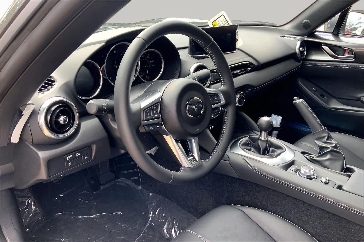 New 2026 MAZDA MX-5 Miata RF Grand Touring RWD image 8