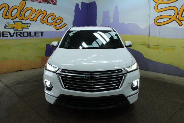 Certified 2023 Chevrolet Traverse Premier w/ LPO, Floor Liner Package image 3